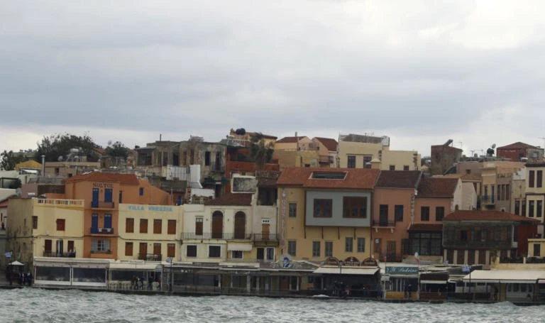 Πετρελαϊκός κολοσσός αγοράζει εκατοντάδες στρέμματα στα Χανιά